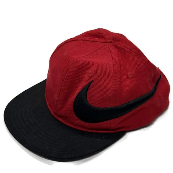 Nike Snapback Hat Cap Big Swoosh Logo Red‎ Black Youth 4-7 Boys Adjustable - Picture 8 of 12